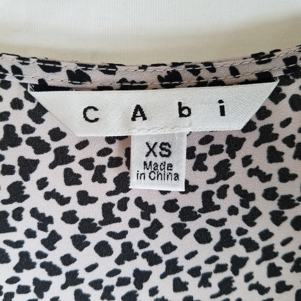 CAbi Racer Back Blouse Tank Top Animal Print XS - Picture 4 of 8